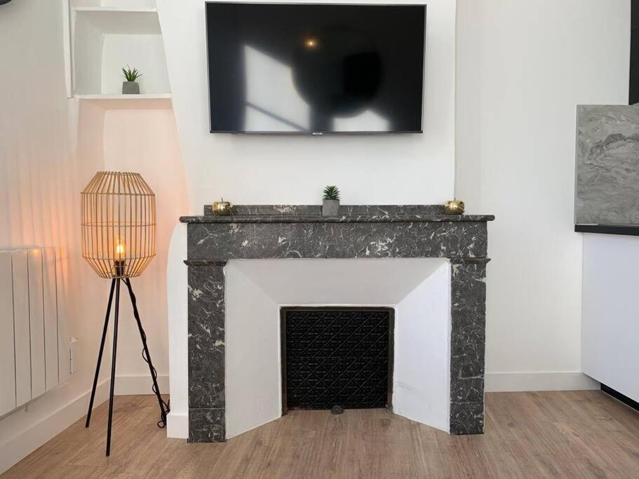 Lumineux Appartement Capitole Plein Centre トゥールーズ エクステリア 写真